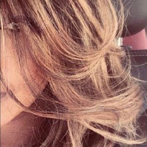 Meet your Posher, Selam